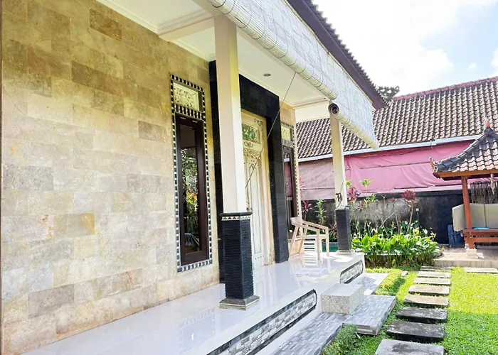 Titan Ubud